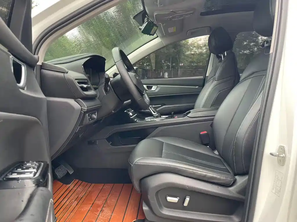 Wuling Victory 五菱凯捷 2020款 1.5 T CVT旗舰型头等舱