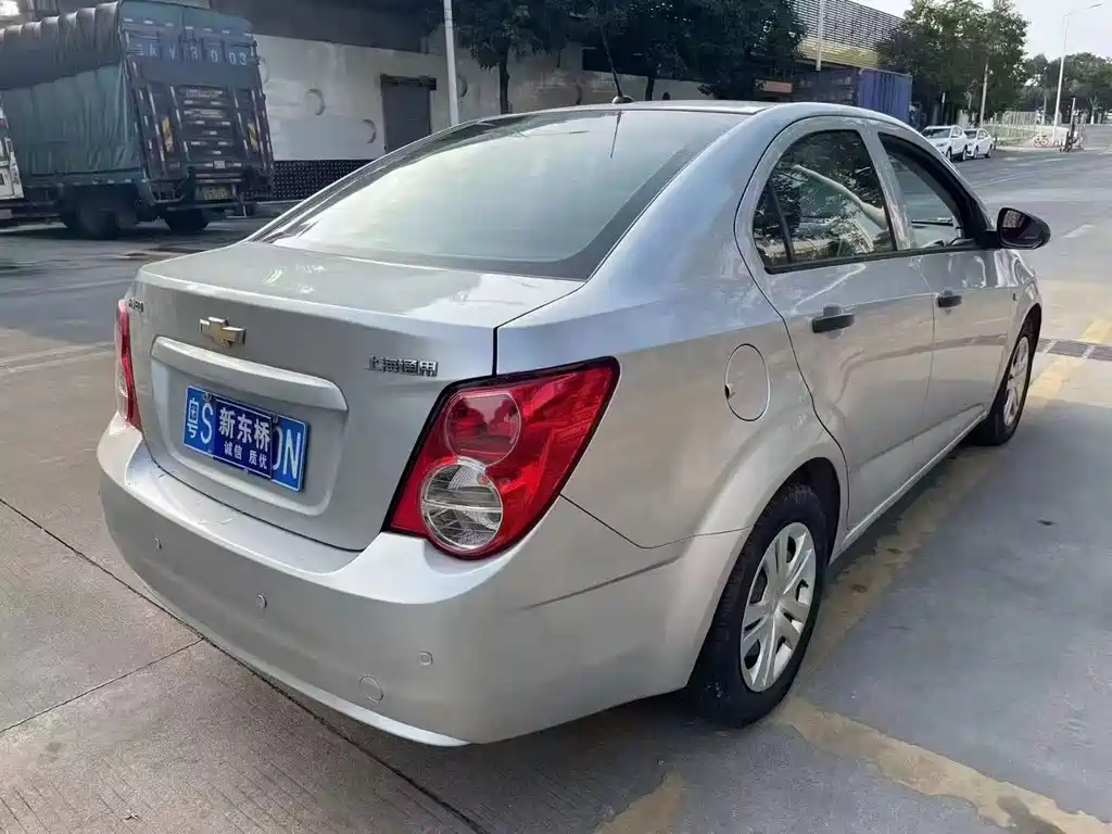 Aveo Sedan 1.4 L AT SL