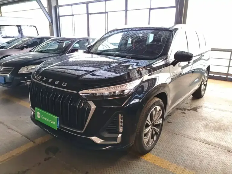 Exeed Lanyue 400 T 4 WD Star Supreme 7-seat