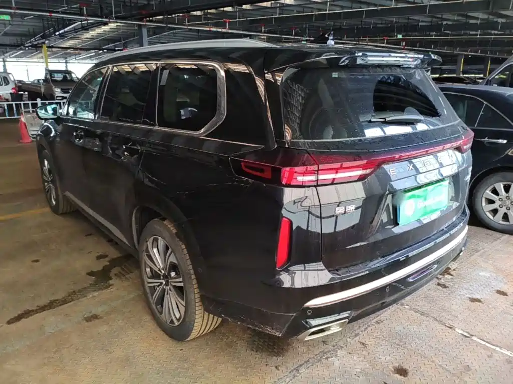 Exeed Lanyue 400 T 4 WD Star Supreme 7-seat