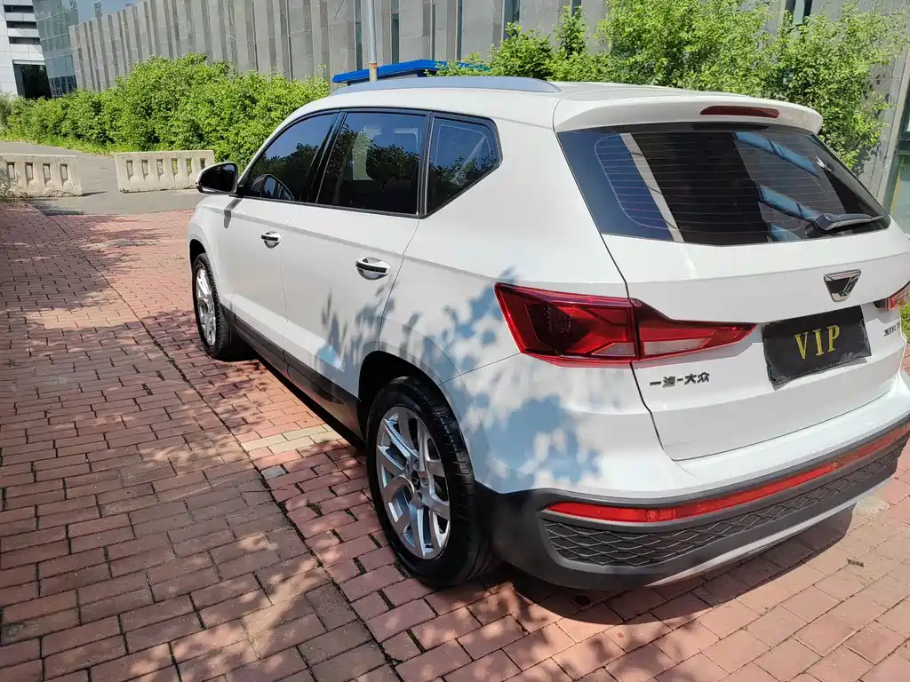 Jetta VS5 280 TSI Auto Highlight Joy
