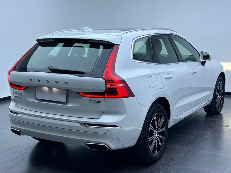 Volvo XC60 T5 4 WD Smart Grace Luxury