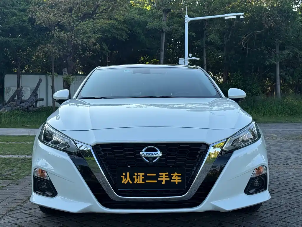 Teana 2.0 L XL Comfort