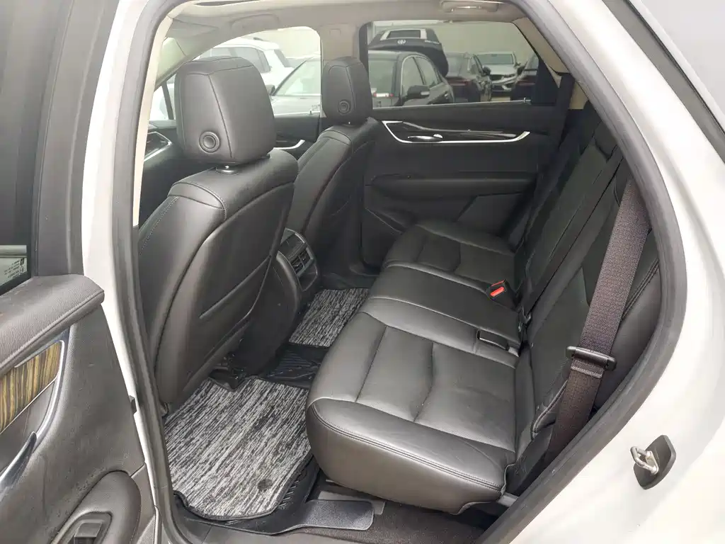 Cadillac XT5 28 T 4 WD Luxury