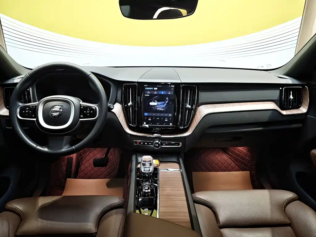 Volvo XC60 B5 4 WD Smart Vision Luxury