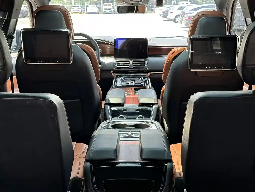 Navigator 3.5 T Honor Shine CN-V