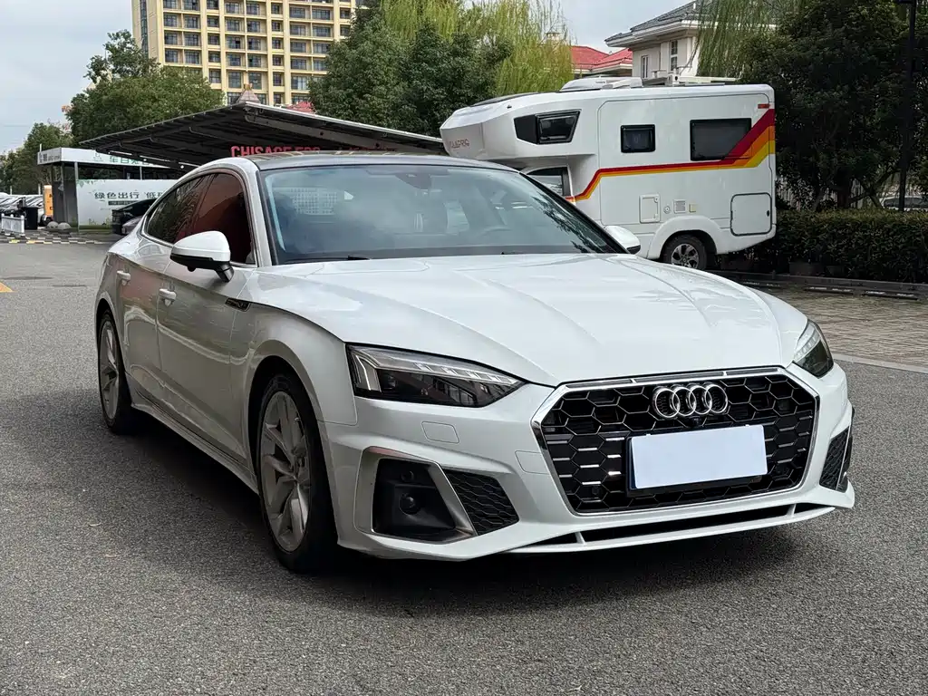 Audi A5 (Import) Sportback 40 TFSI Fashion Dynamic
