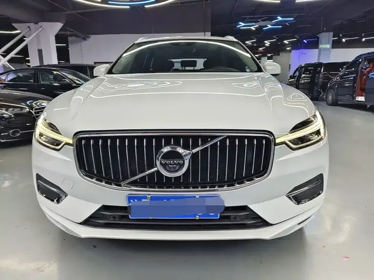 Volvo XC60 T5 4 WD Smart Vision Luxury