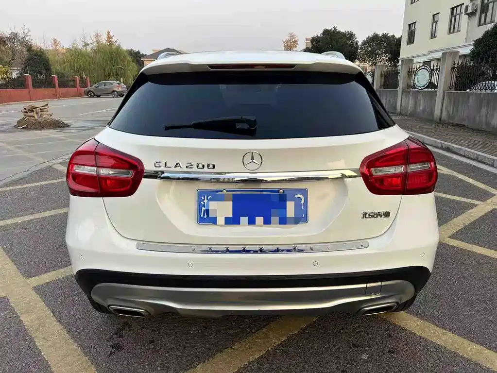 Mercedes-Benz GLA GLA 200 Fashion