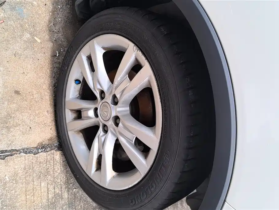 Changan CS35 1.6 L Auto Luxury Navigation CN-IV