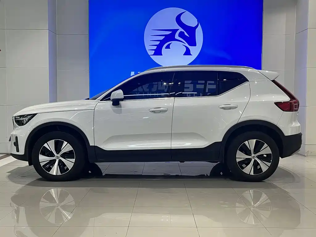 Volvo XC40 B3 Smart Vision Luxury
