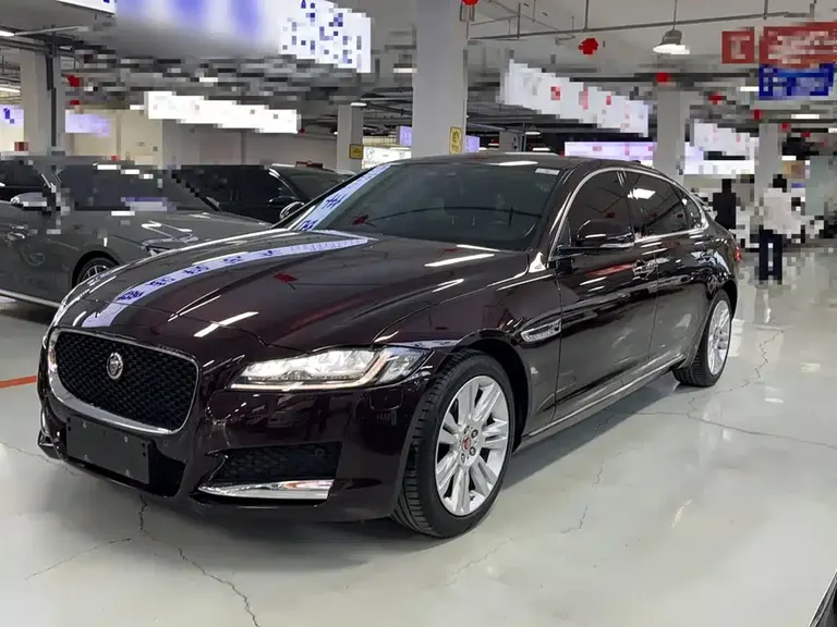 Jaguar XFL XFL 2.0 T 250 PS Luxury