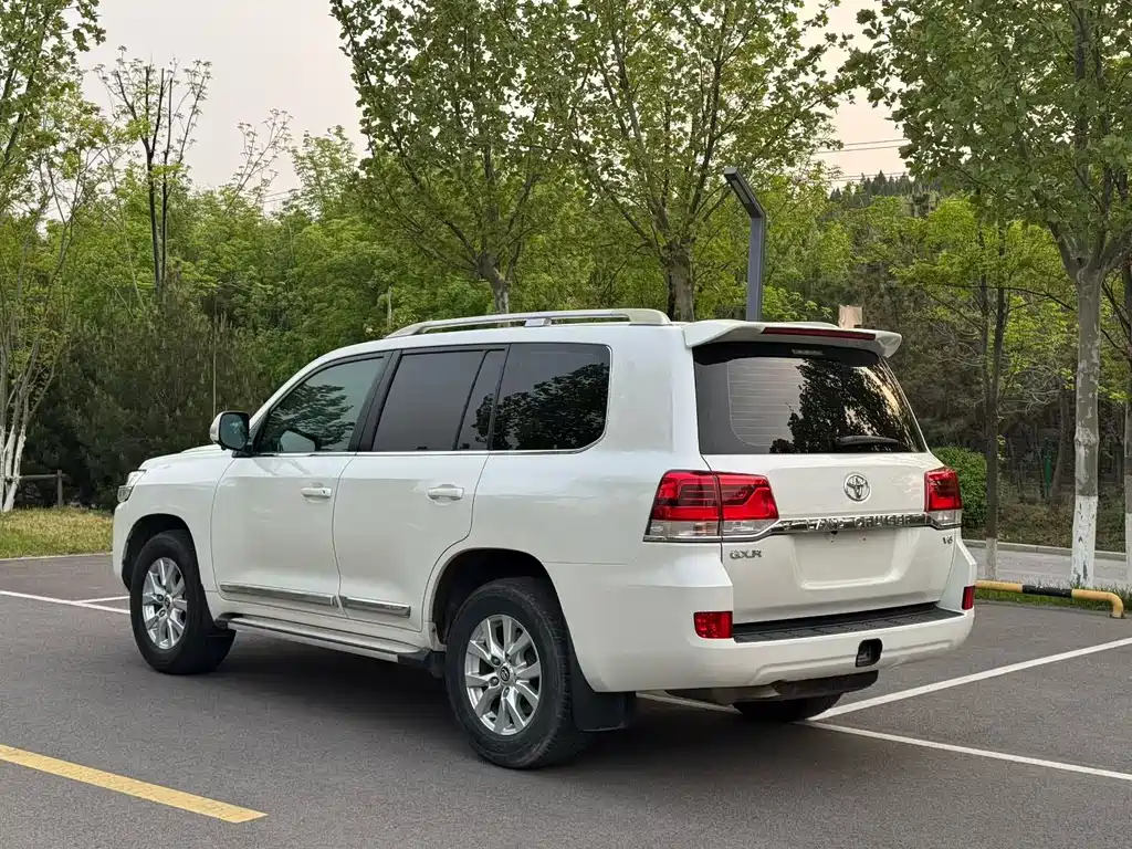 Land Cruiser (Import) 4.0 L Middle East