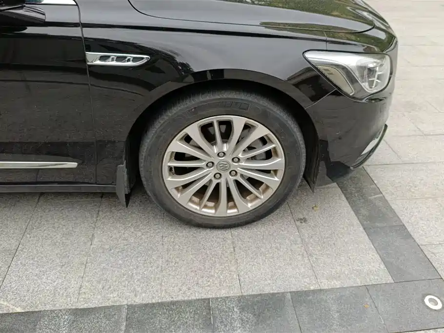 LaCrosse 28 T Premium