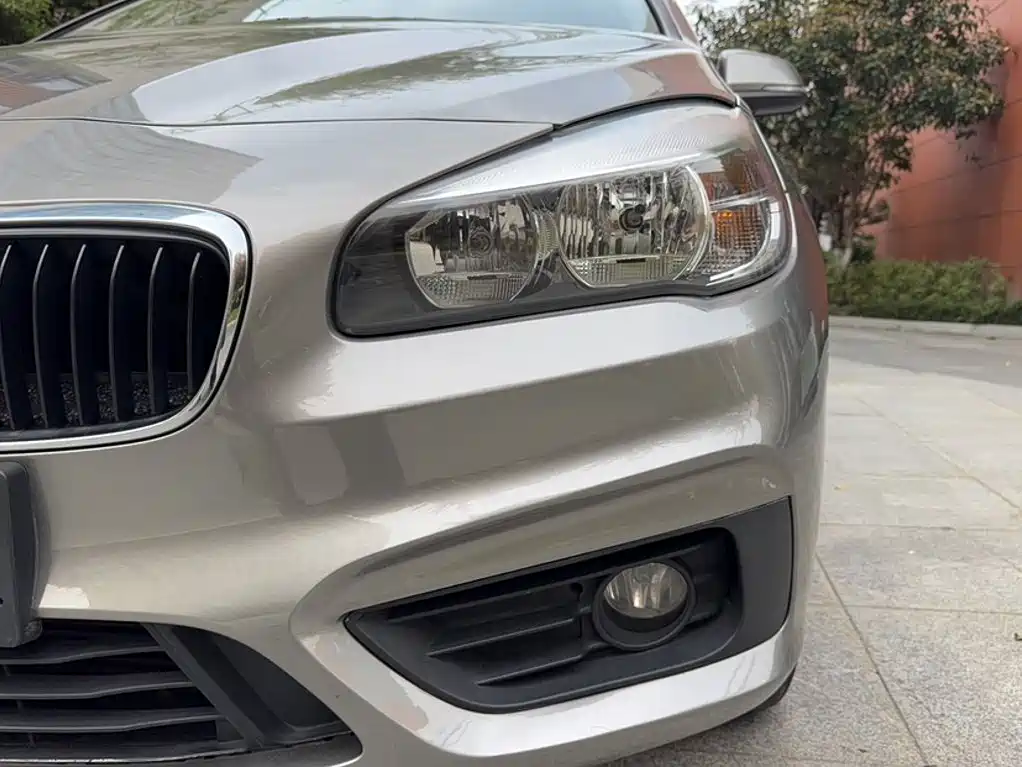 BMW 2 Series Tourer (Import) 218 i Leading