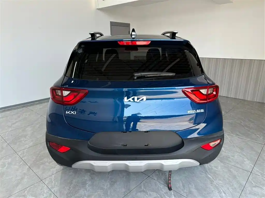 Stonic 1.4 L CVT Fun Enjoyment
