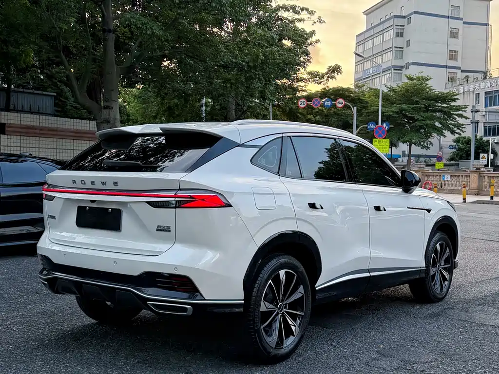 Roewe RX5 1.5 T Superior