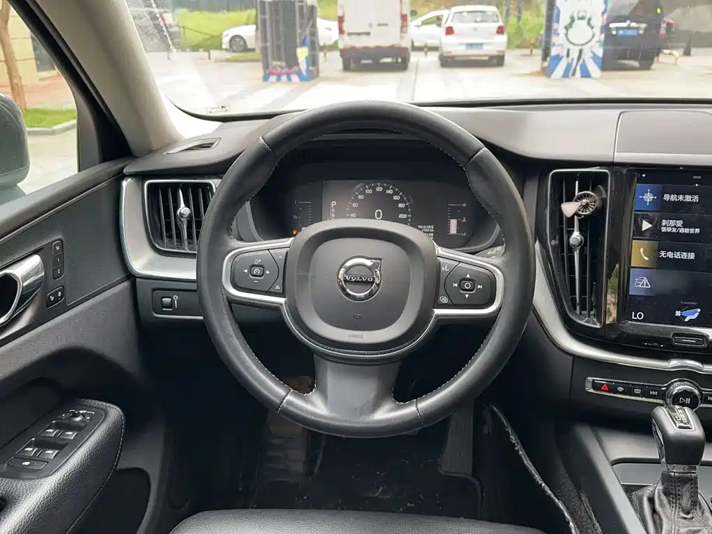 Volvo XC60 T5 4 WD Smart Ease CN-V