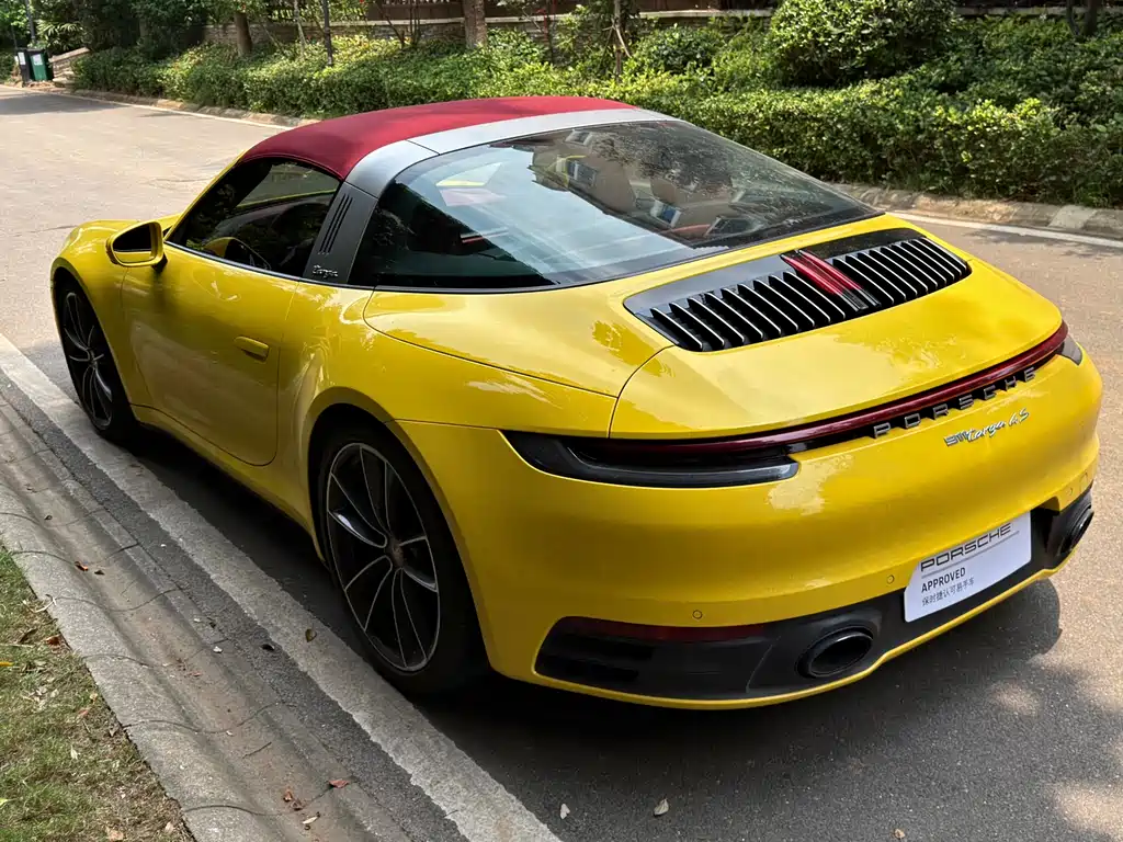 Porsche 911 Targa 4 3.0 T