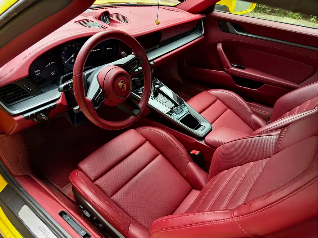 Porsche 911 Targa 4 3.0 T
