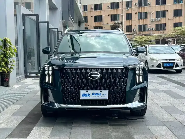 GAC Trumpchi GS8 Dual Engine Series 2.0 TM 2 WD Distinguished