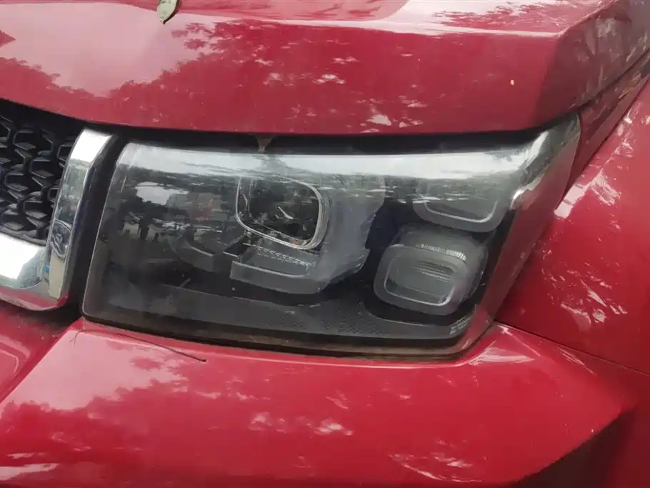BAIC BJ40 PLUS 2.3 T Auto 4 WD Premium CN-VI