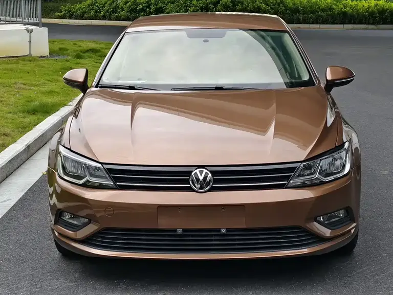 Volkswagen Lamando 230 TSI DSG Style