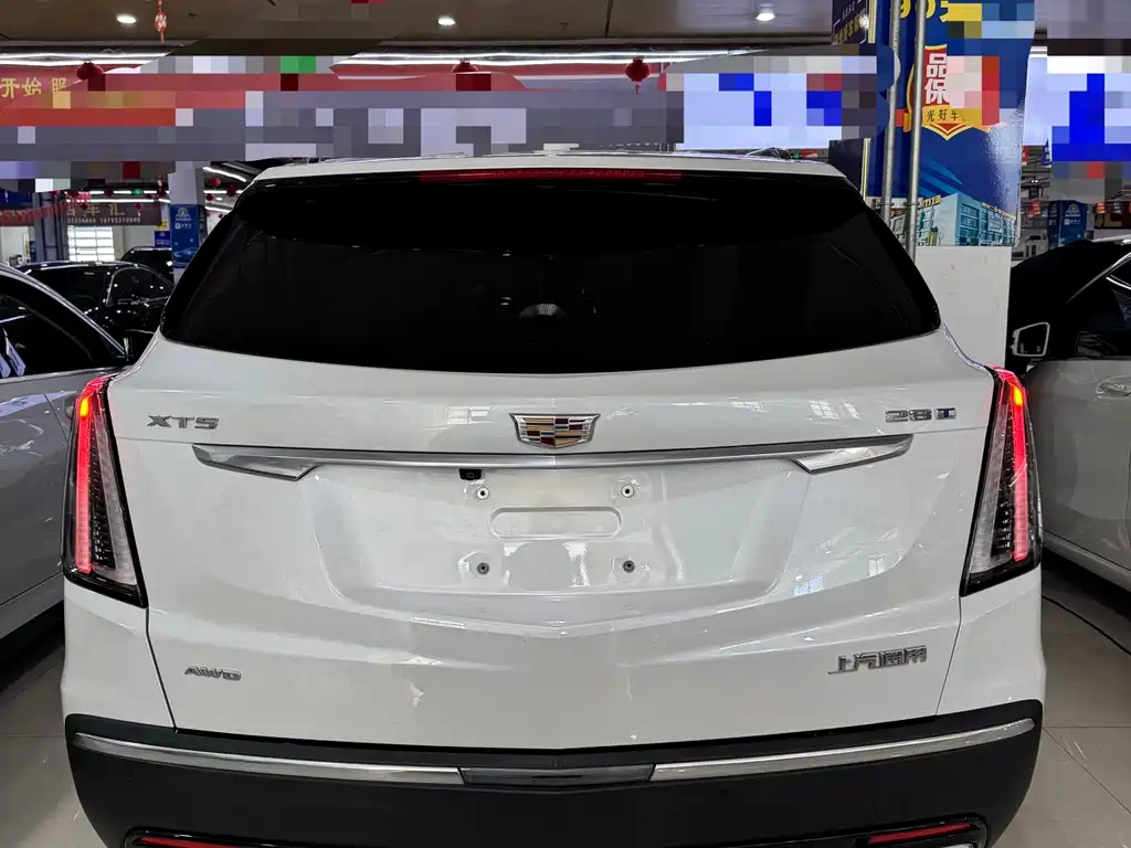 Cadillac XT5 2.0 T 4 WD Platinum
