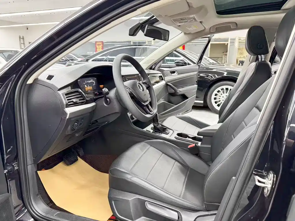 Lavida 1.5 L Auto Comfort