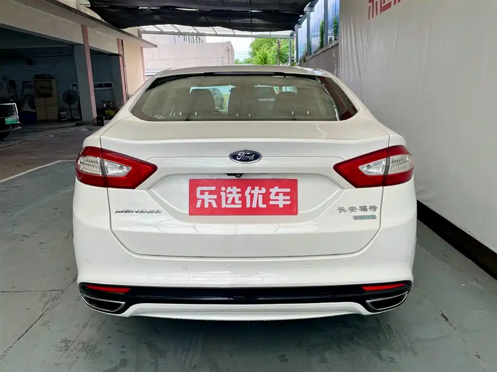 Mondeo 2.0 L GTDi200 Luxury
