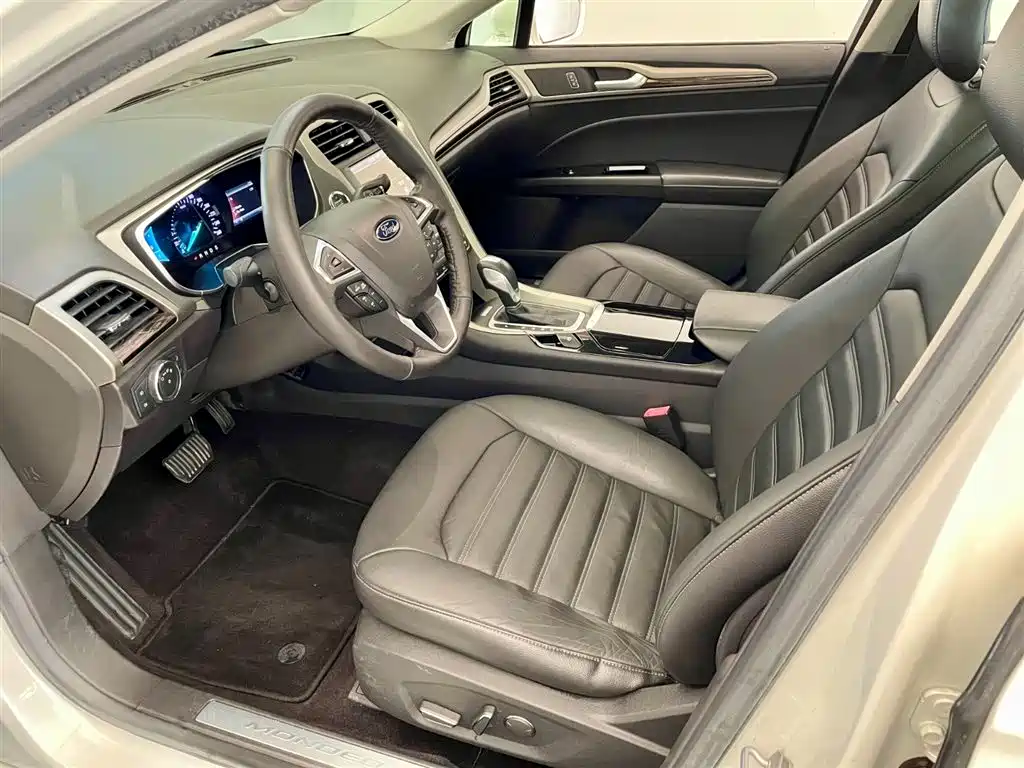 Mondeo 2.0 L GTDi200 Luxury