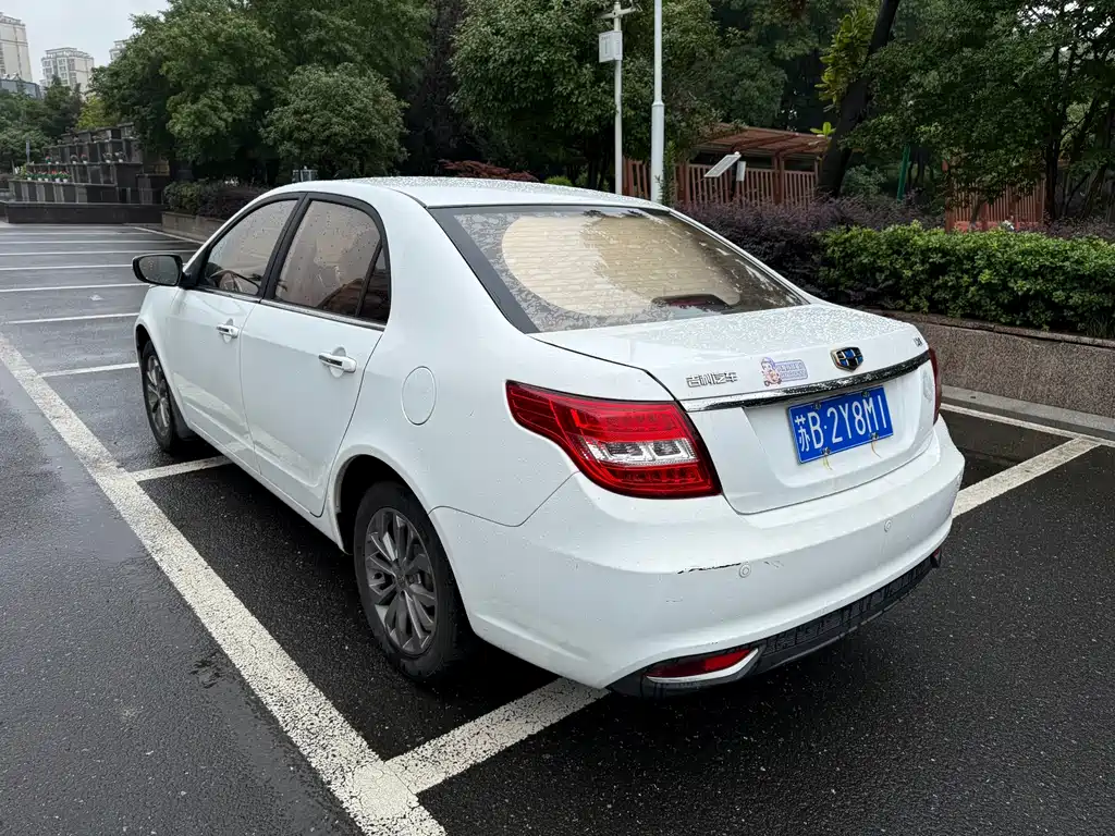 Vision 1.5 L Manual Happy
