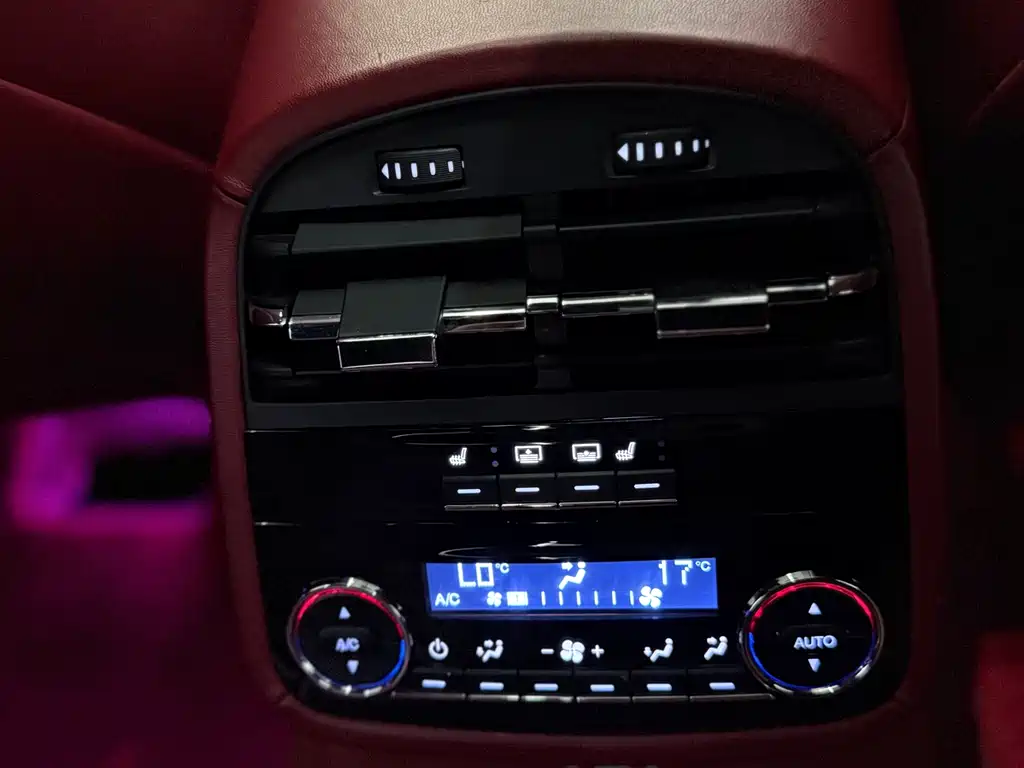 Quattroporte 总裁 2019款 3.0 T 豪华版 国V