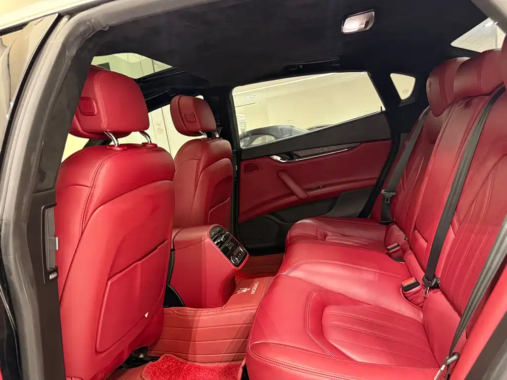 Quattroporte 总裁 2019款 3.0 T 豪华版 国V