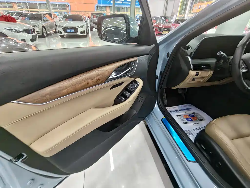 Cadillac CT5 28 T Track Performance