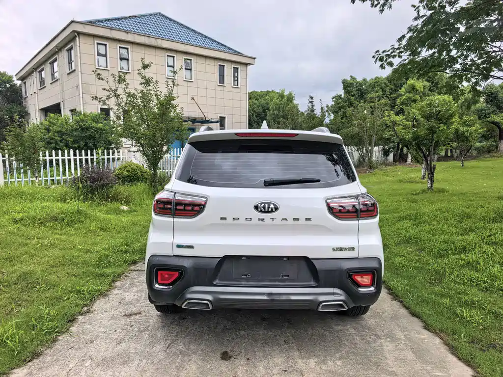 Sportage 2.0 L Auto Smart Enjoyment Luxury