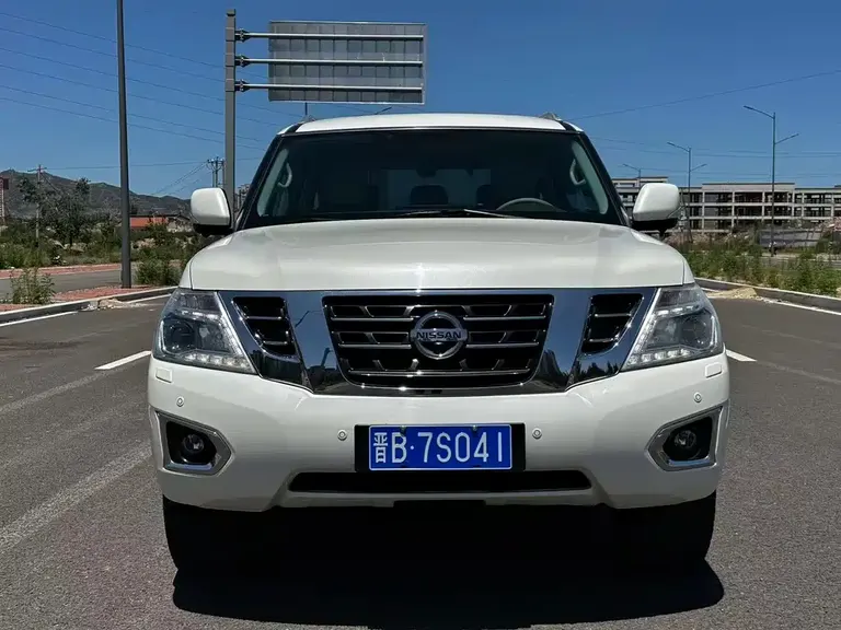 Nissan Patrol 4.0 L Flagship
