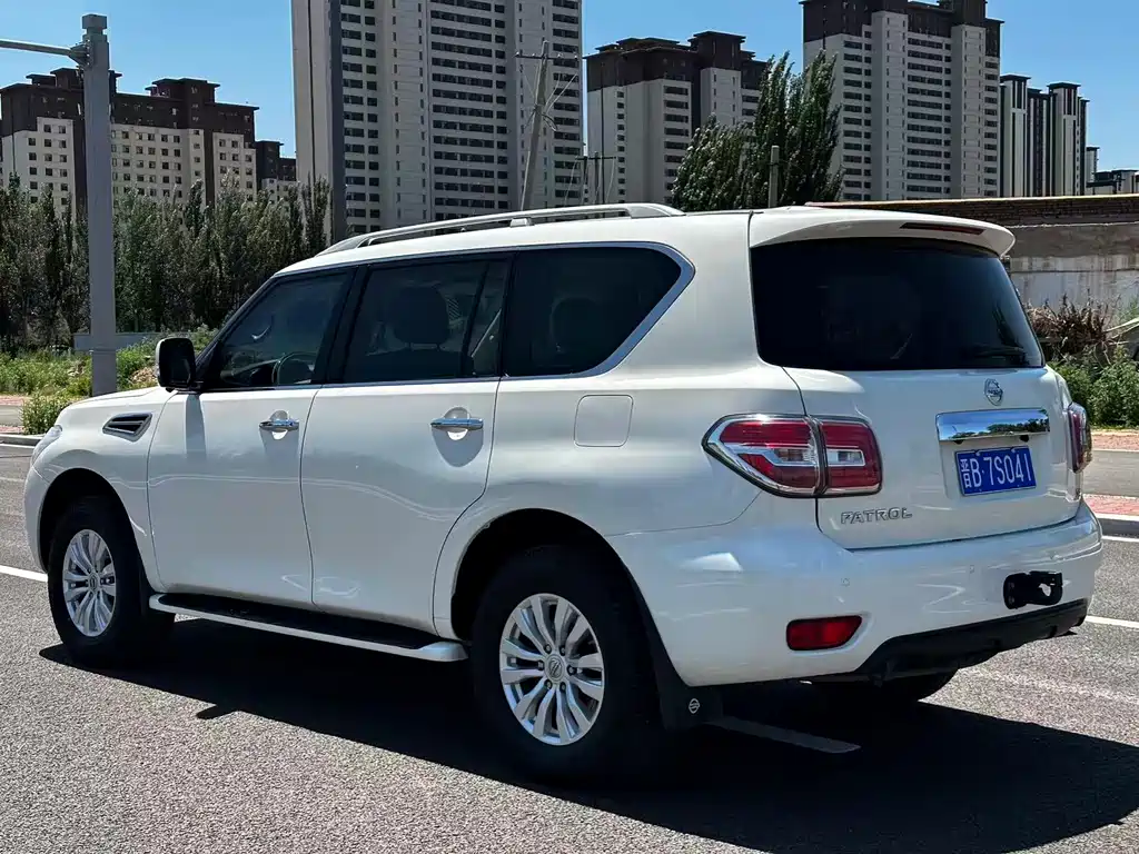 Patrol 4.0 L Flagship