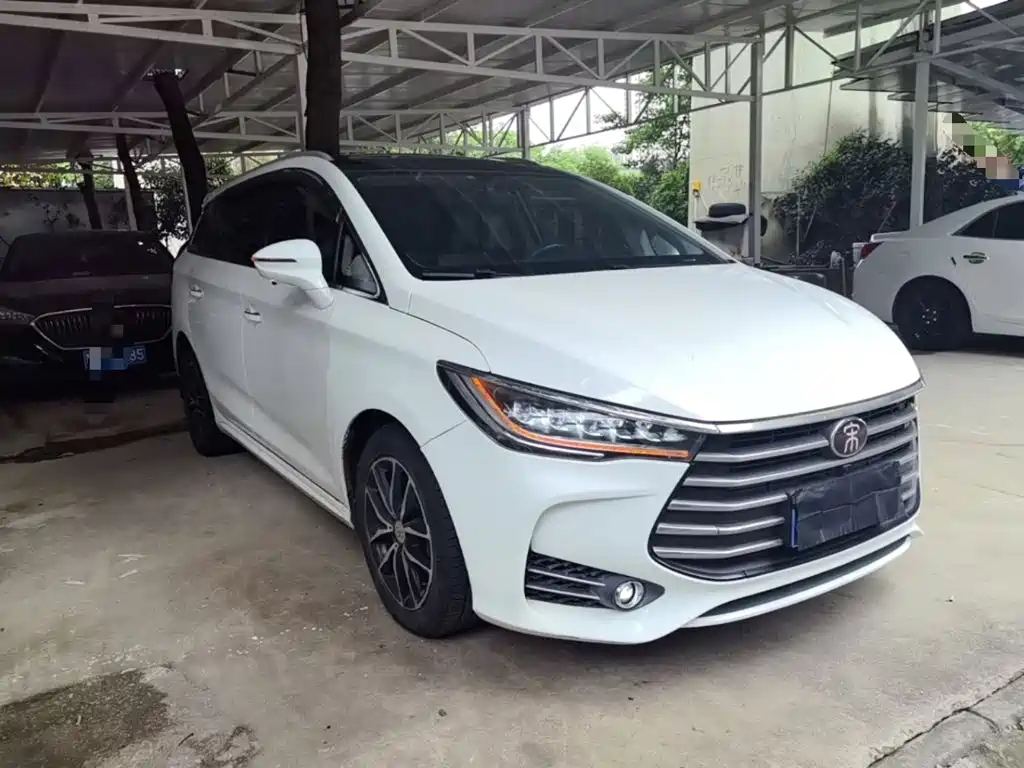 Song MAX 1.5 T Auto Connected Elite 7-seat