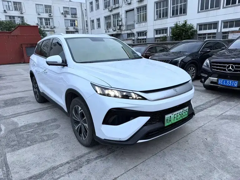 BYD Song Pro NEV 2 nd Gen DM-i 75 KM Leading