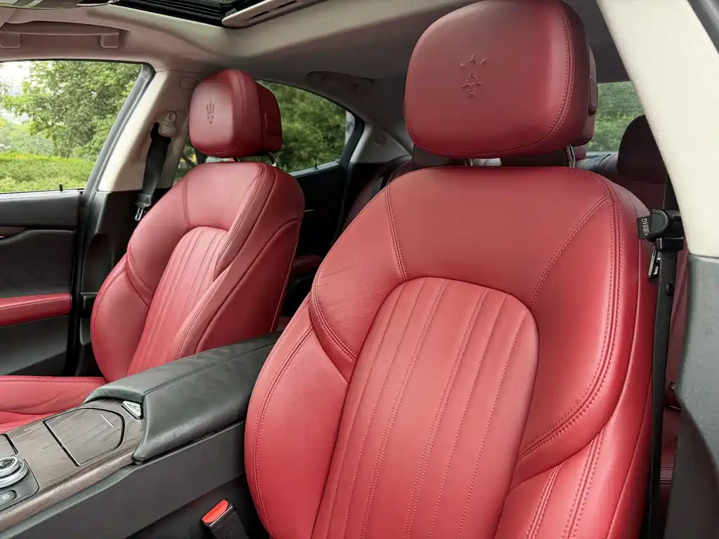 Ghibli 3.0 T Luxury CN-V