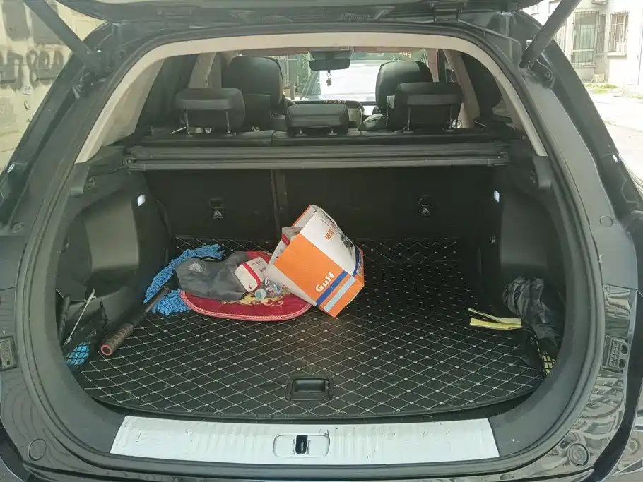 Hongqi HS5 Facelift 2.0 T Connected Flagship Enjoyment 4 WD