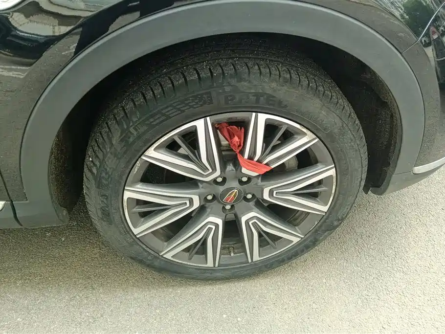 Hongqi HS5 Facelift 2.0 T Connected Flagship Enjoyment 4 WD