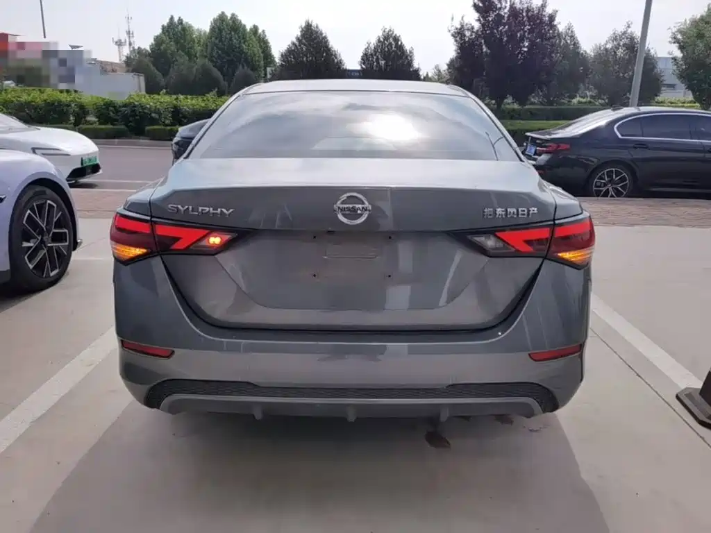 Sylphy 1.6 L XL CVT Joy