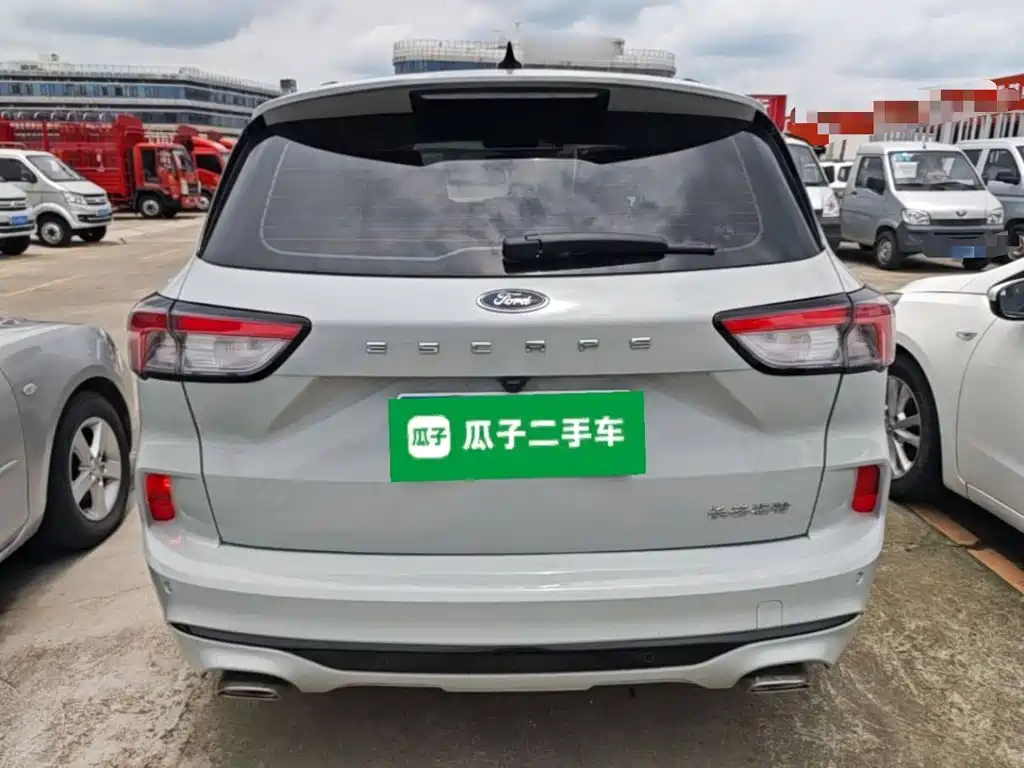 Escape EcoBoost 245 4 WD Indulge ST-Line Pro