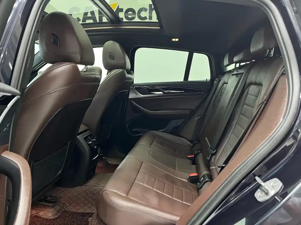 BMW X4 xDrive25 i M Sport Package