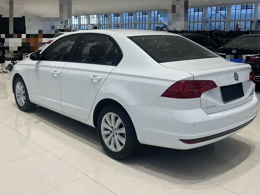 Bora 1.5 L Auto Comfort