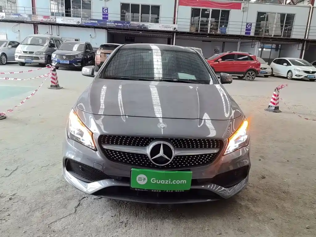 Mercedes-Benz CLA (Import) Facelift CLA 200 Fashion