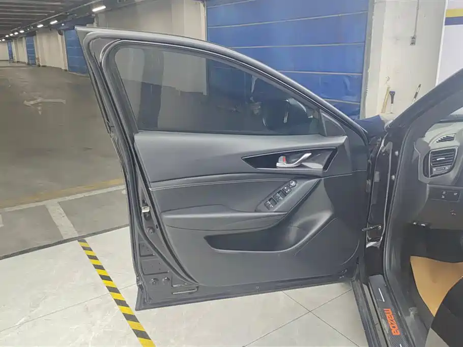 Mazda CX-4 2.0 L Auto 2 WD Blue Sky Vitality
