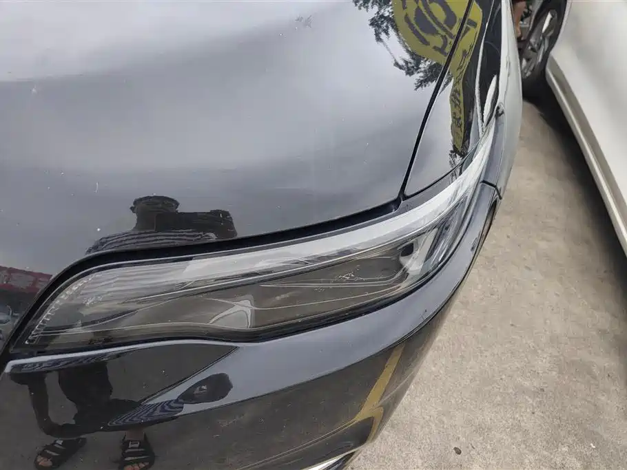 Cherokee 自由光 2019款 2.0 T 四驱探享版 国V
